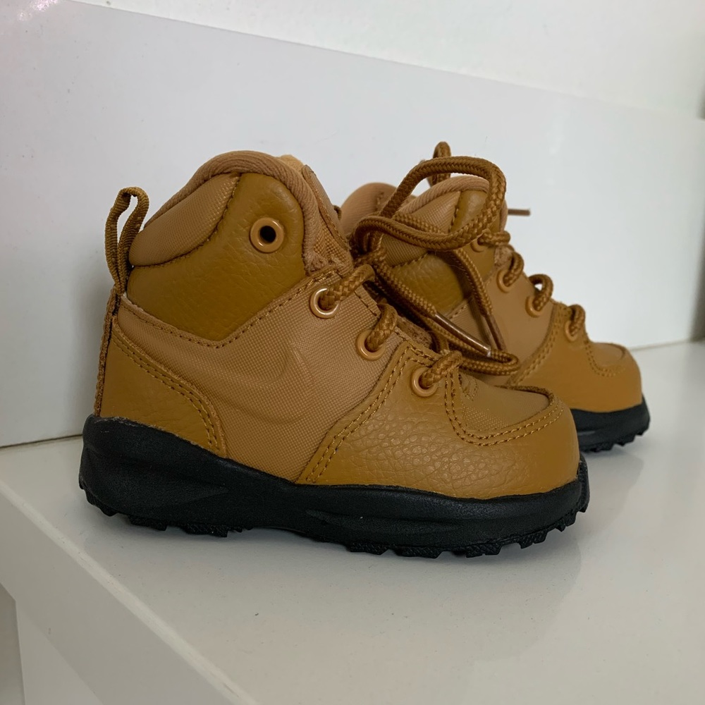 Toddler Nikes 5c